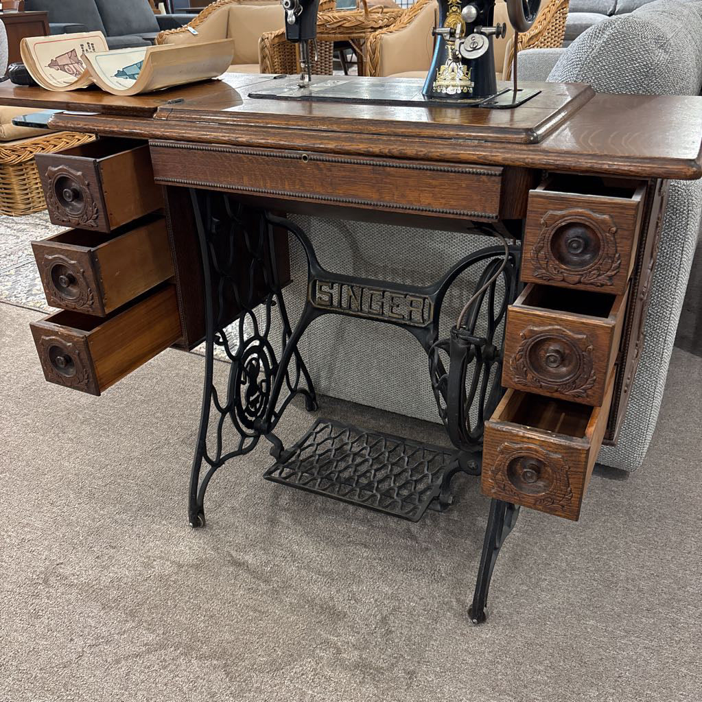 Vintage Singer Sewing Machine