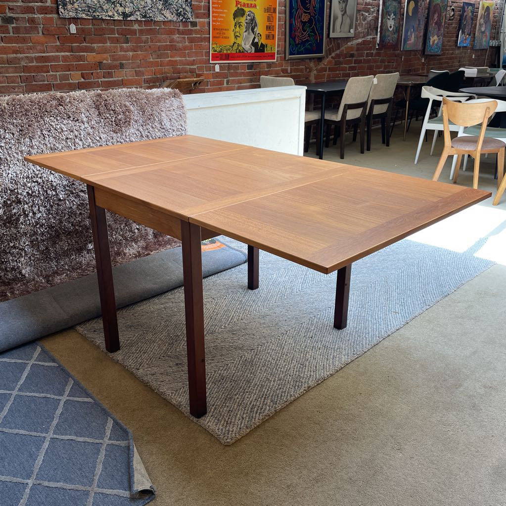Ansager Mobler Extendable Danish Teak MC Table