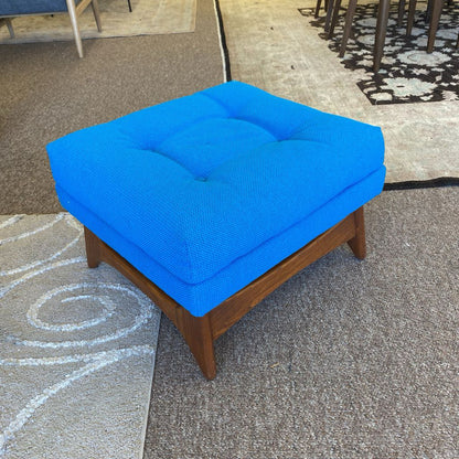 KROEHLER MCM Aqua Blue High Back Chair & Ottoman (AS IS)