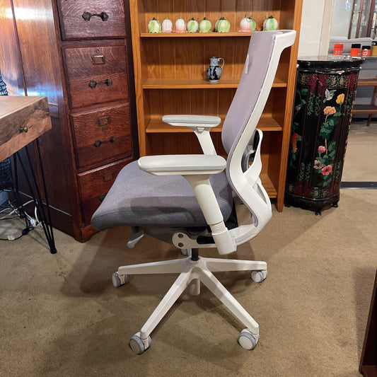 Sidiz White & Grey Office Chair C OFFICE CHAIRS