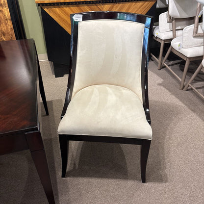 Cherry Extending Dining Table w/Set of 6 Barrel Back Dining Chairs