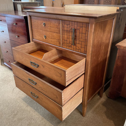 5 Drawer Wooden Dresser w/Geometric Faux Drawers