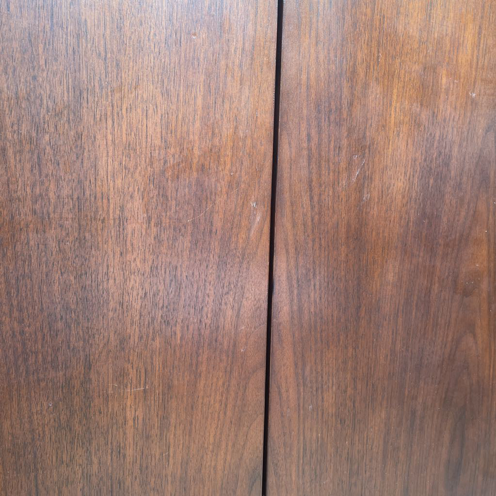 Walnut 5 Tier Wardrobe w/Lock C CABINETS