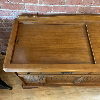 Magnavox Faux Front Wooden Stereo Console