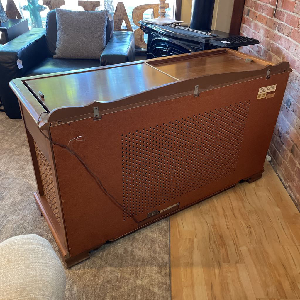 Magnavox Faux Front Wooden Stereo Console