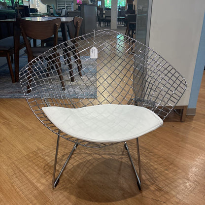 Metal Grid MCM Style Diamond Chair U ACCENT CHAIRS