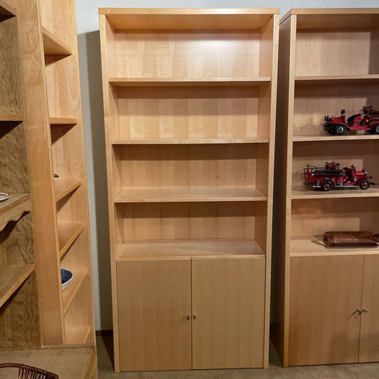 Maple 4 Tier Bookcase w Bottom Closed Storage C BOOKSHELVES