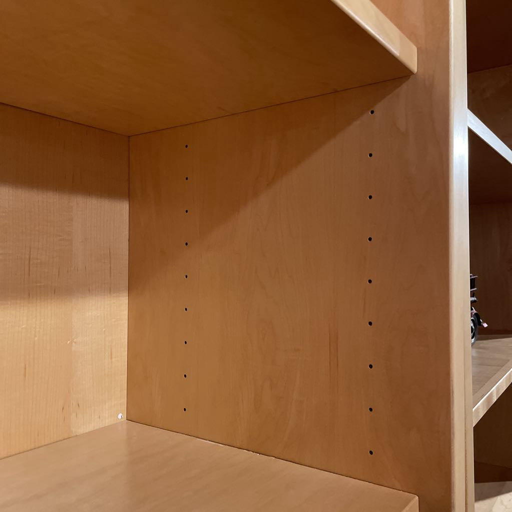 Maple 4 Tier Bookcase w Bottom Closed Storage