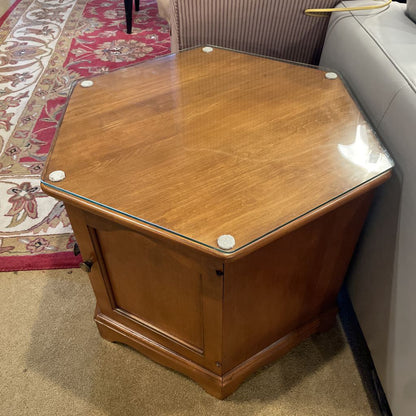 MC 6-Sided End Table with Glass Top