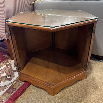 MC 6-Sided End Table with Glass Top