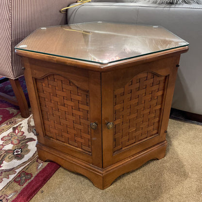 MC 6-Sided End Table with Glass Top
