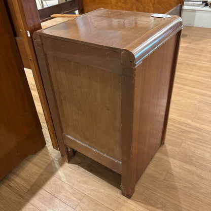 Vintage 1 Drawer Waterfall Nightstand