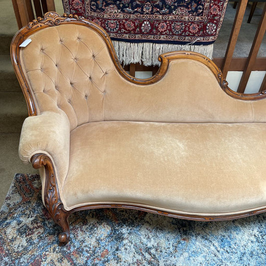 Victorian Dune Velvet Fainting Sofa