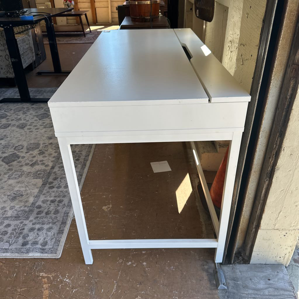 Modern 2 Drawer Desk w/ Cable Management