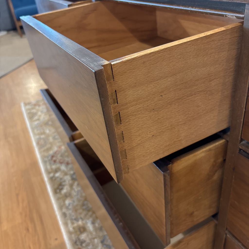 9 Drawer Dresser