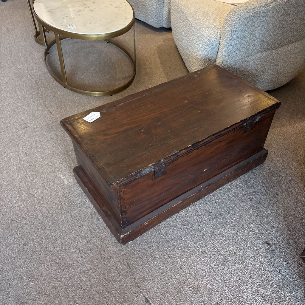 Vintage Wooden Storage Chest C TRUNKS