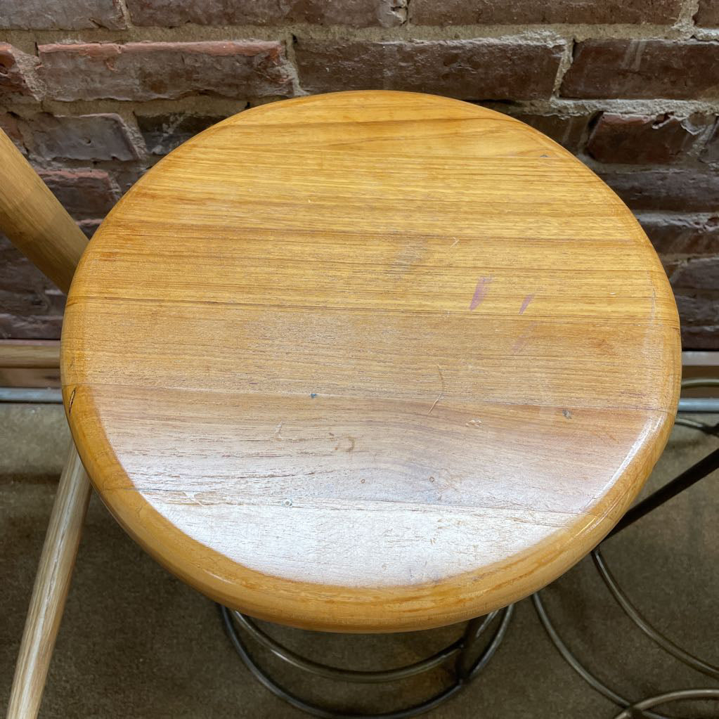 Light Wood w/ Round Metal Frame Base Counter Stool C STOOLS