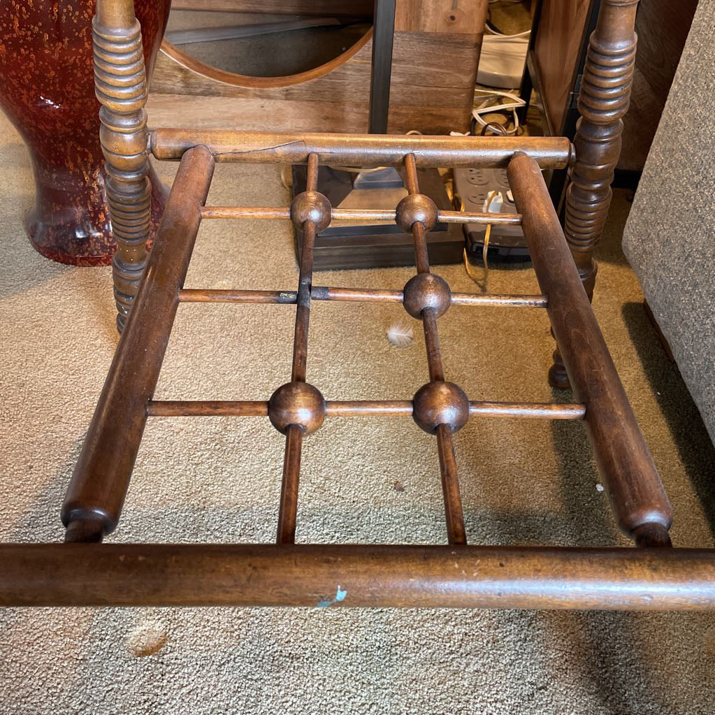 Carved 4 Leg Oak Side Table