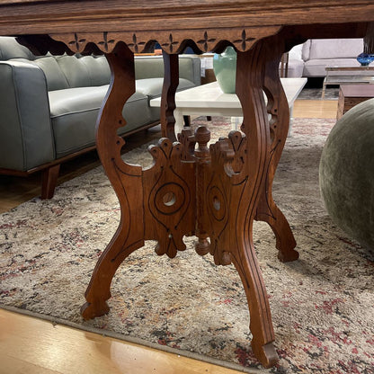 Turnwood Leg w/ Center Cross Hatch Side Table