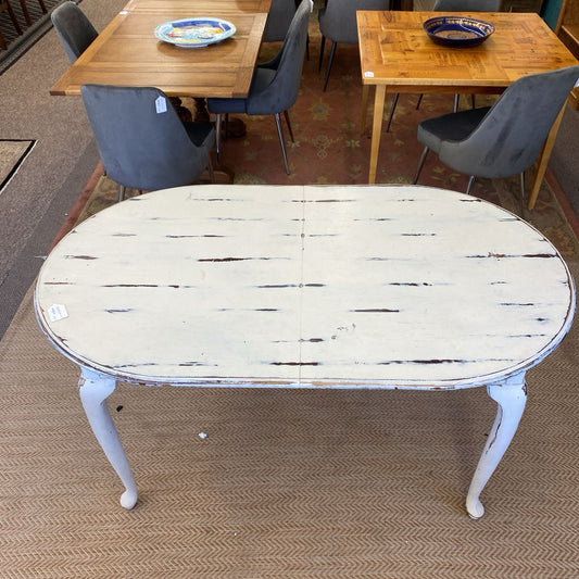 White Rustic Oval Dining Table - No Leaf (AS IS)