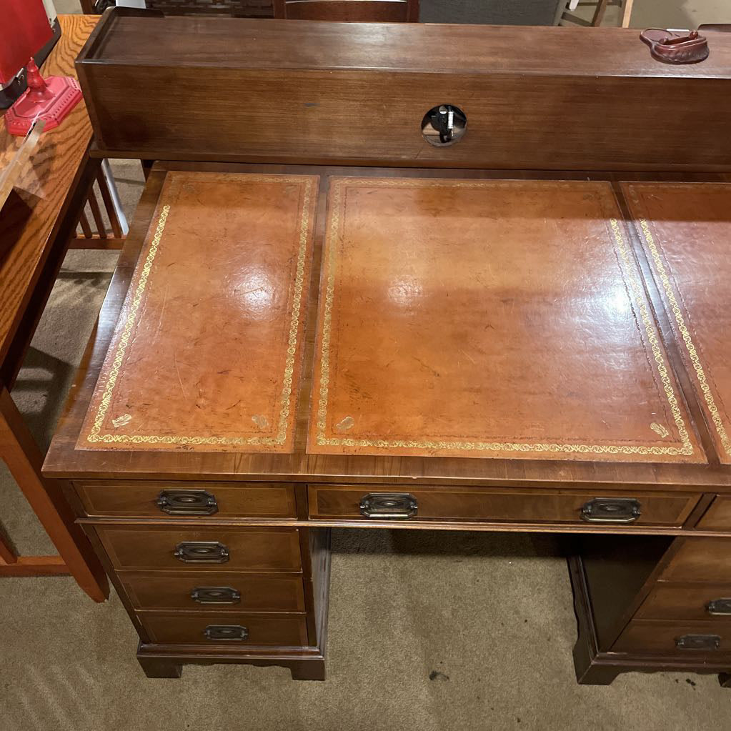BAKER Leather Inset Mahogany Traditional Desk