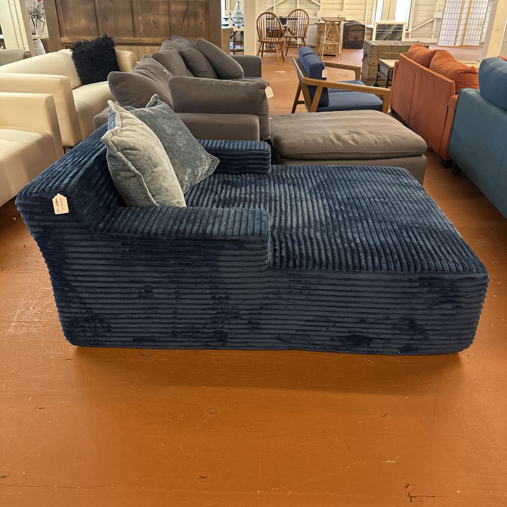 Boneless Lounge Chaise U CHAISES