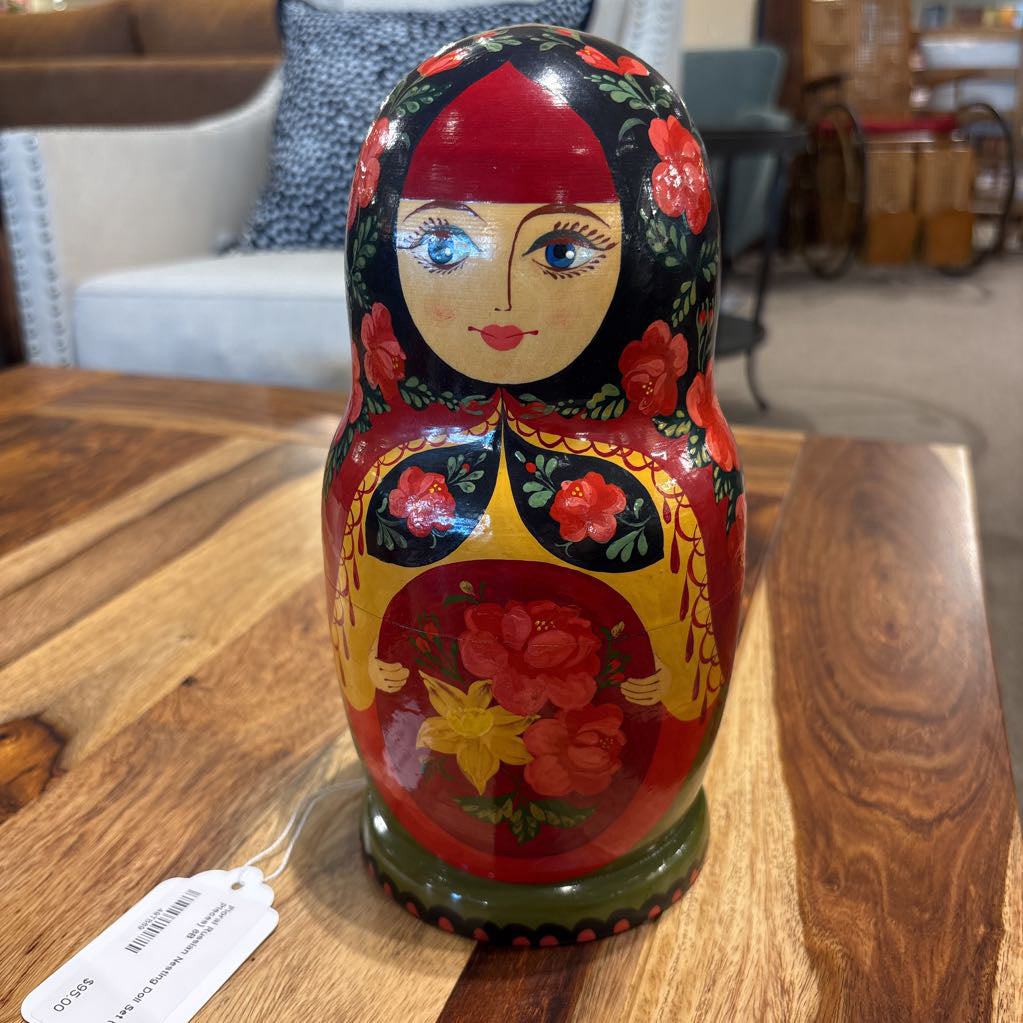 Floral Russian Nesting Doll Set (8 Pieces) UNIQUE FINDS