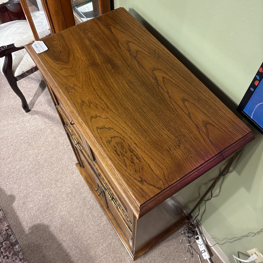 Vintage Lane Bar Cabinet w/Light