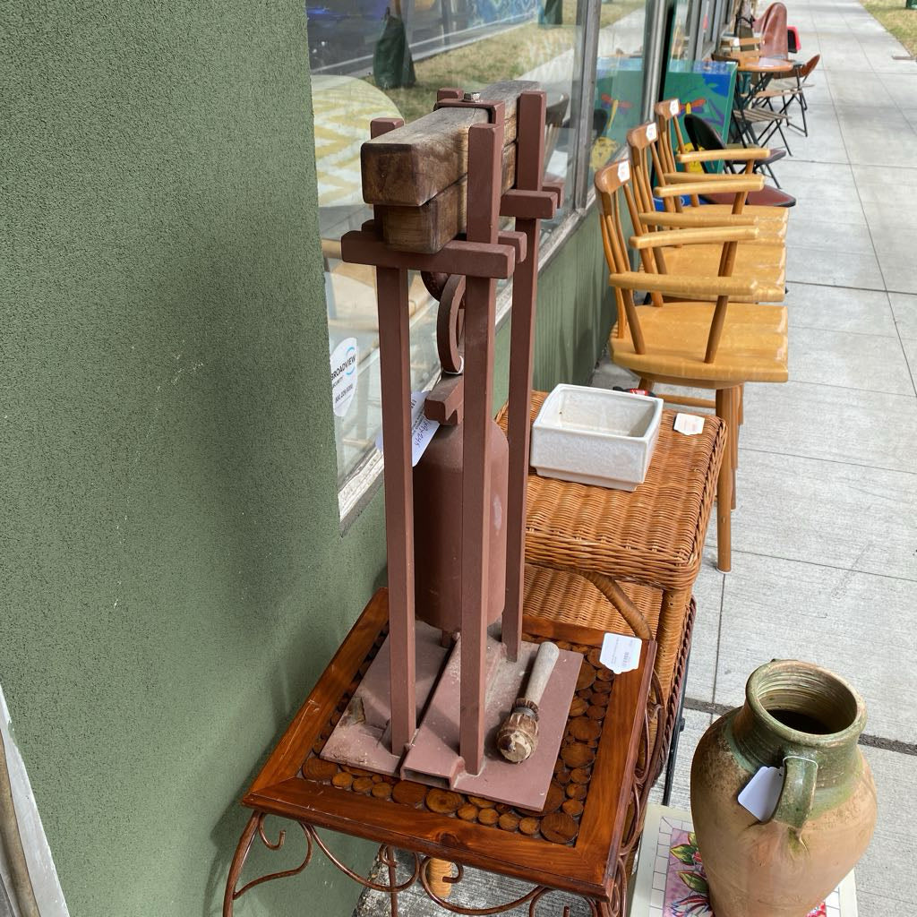 TOM TORRENS Steel Bell Sculpture w/Mallet