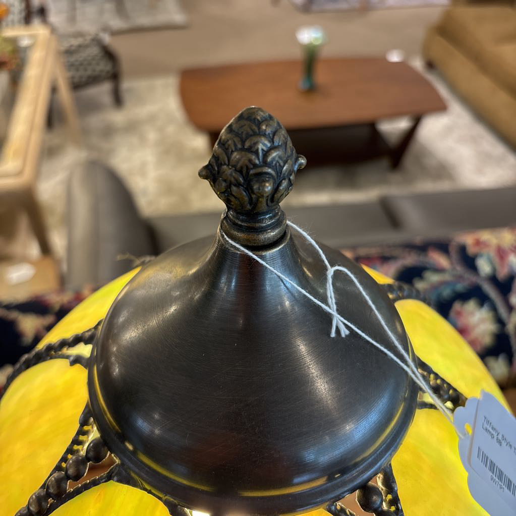 Tiffany Style Tulip Glass Table Lamp LAMPS