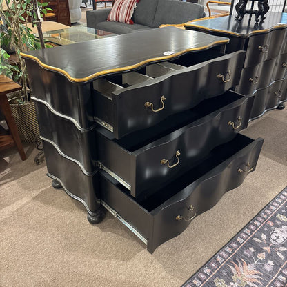 Regency Style Serpatine 3 Drawer Nightsand C NIGHTSTANDS