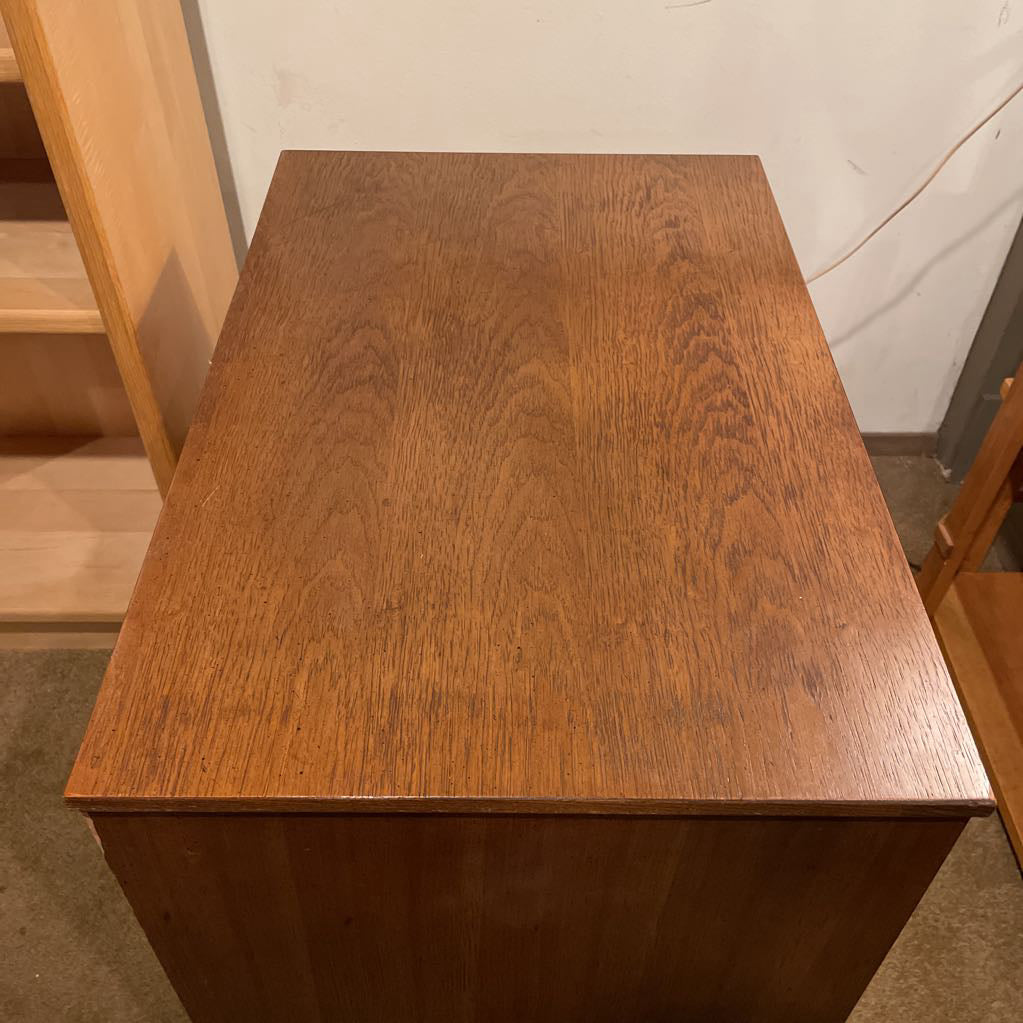 MC Wood with Rectangular Metal Handles Door Cabinet