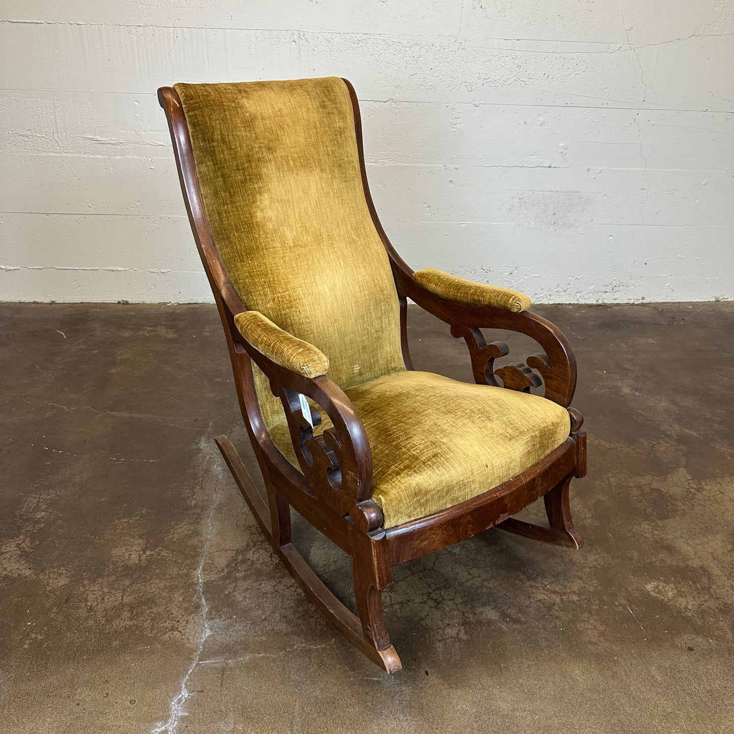 Golden Velvet Thomas Day Rocking Chair U ACCENT CHAIRS