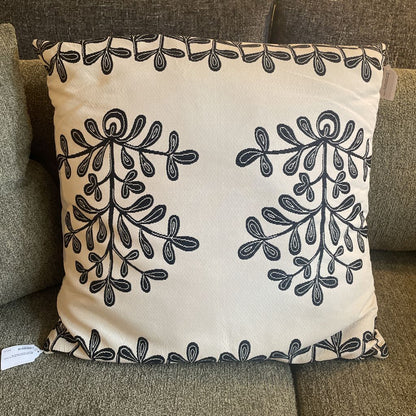 BB Italia Botanical Black & White Square Accent Pillow U PILLOWS