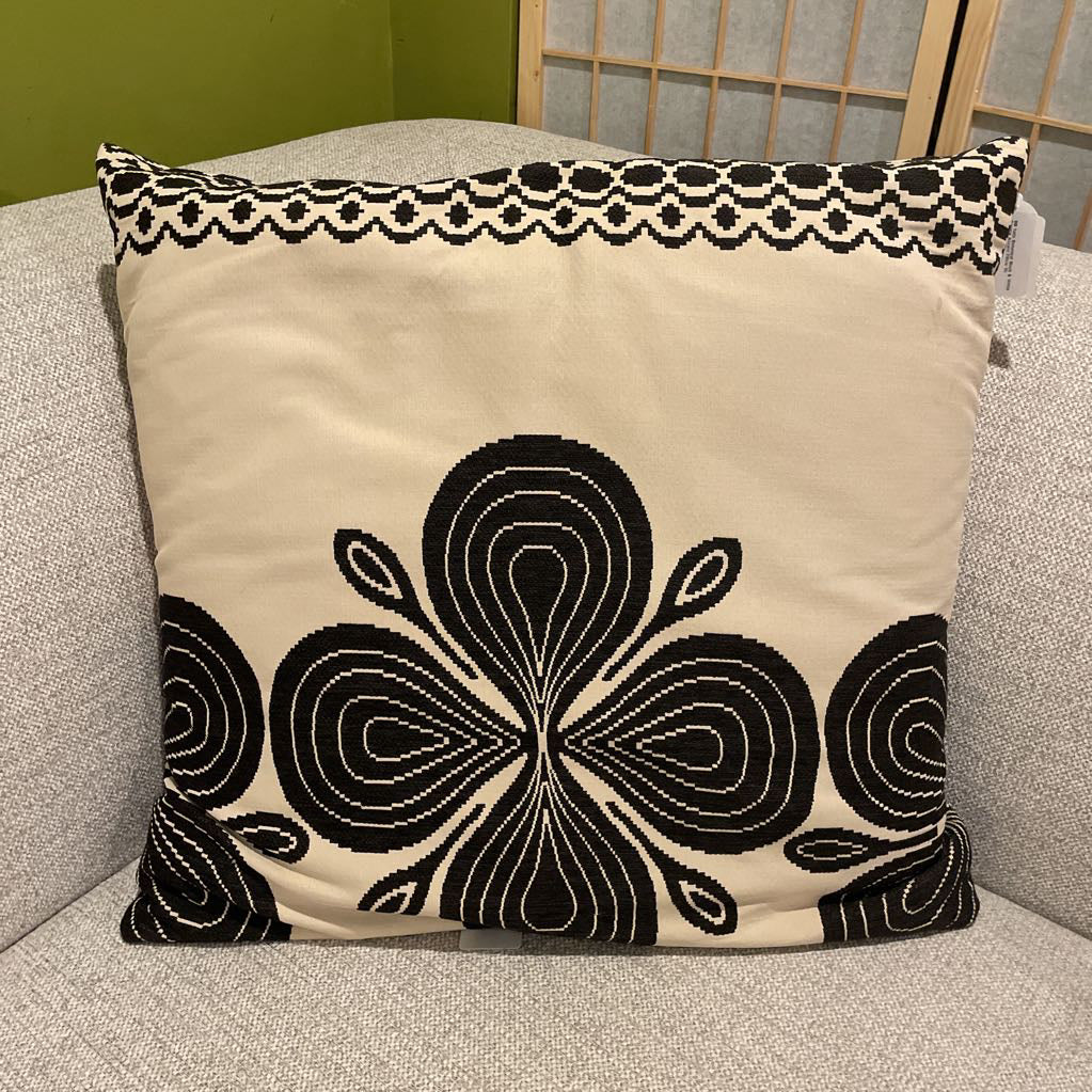 BB Italia Botanical Black & White Square Accent Pillow U PILLOWS