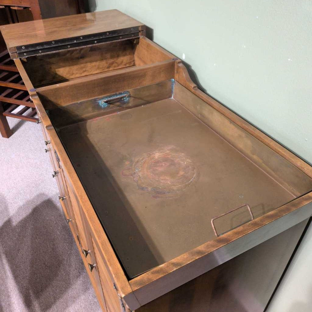 Ethan Allen Maple Heirloom Dry Sink