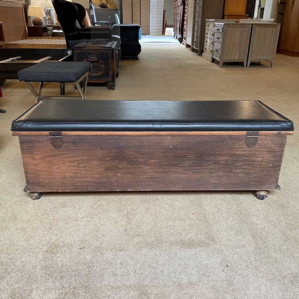 Lane Cedar Lined Black Vinyl Top Chest