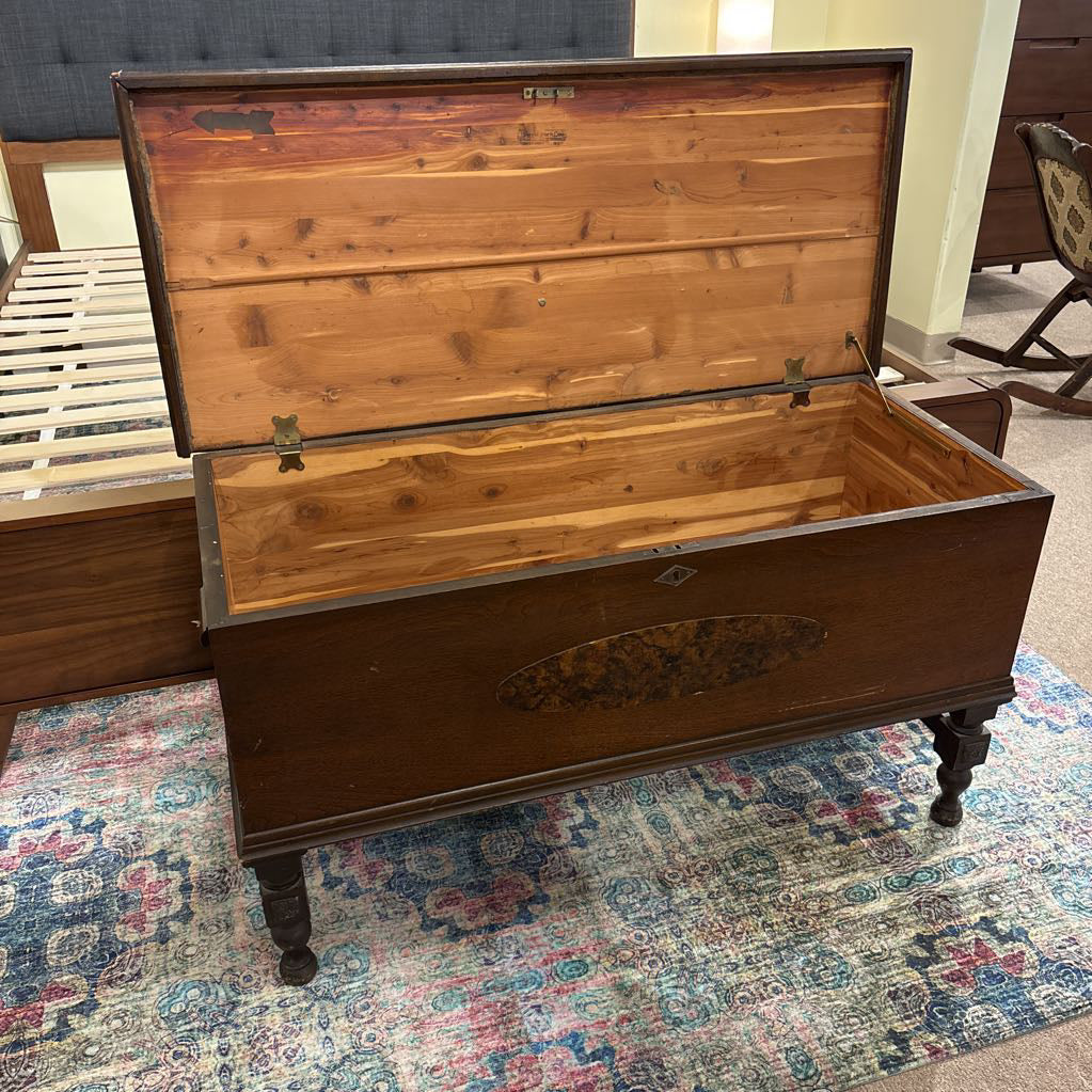 Ed Roos Co. Chest (AS IS) C TRUNKS