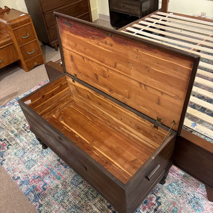 Ed Roos Co. Chest (AS IS) C TRUNKS