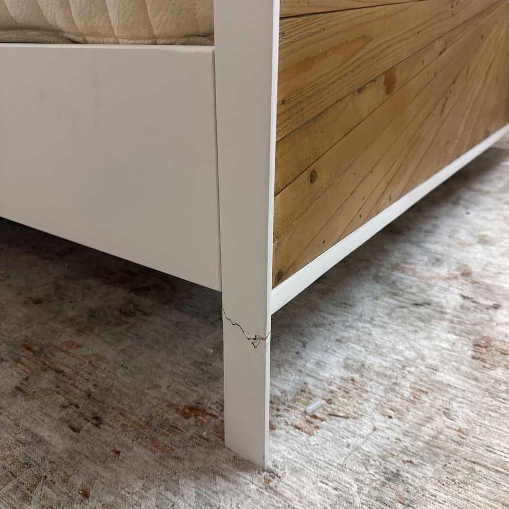 AS IS White Pattern Front King Bed C BED FRAMES