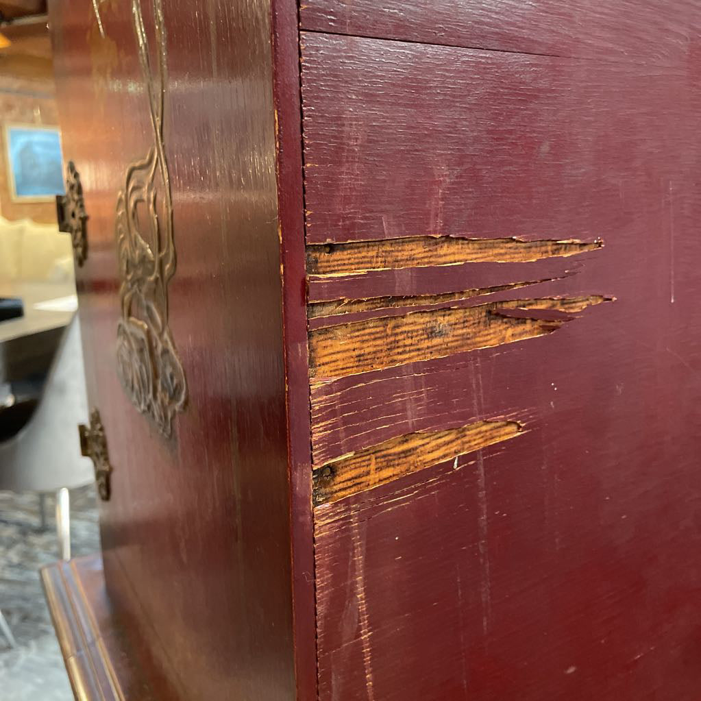 Mohlenrich Hand Painted Chinoiserie Cocktail Cabinet