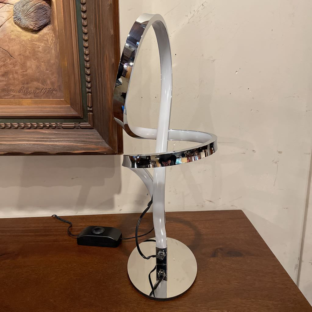 Silver and White Swirl Light