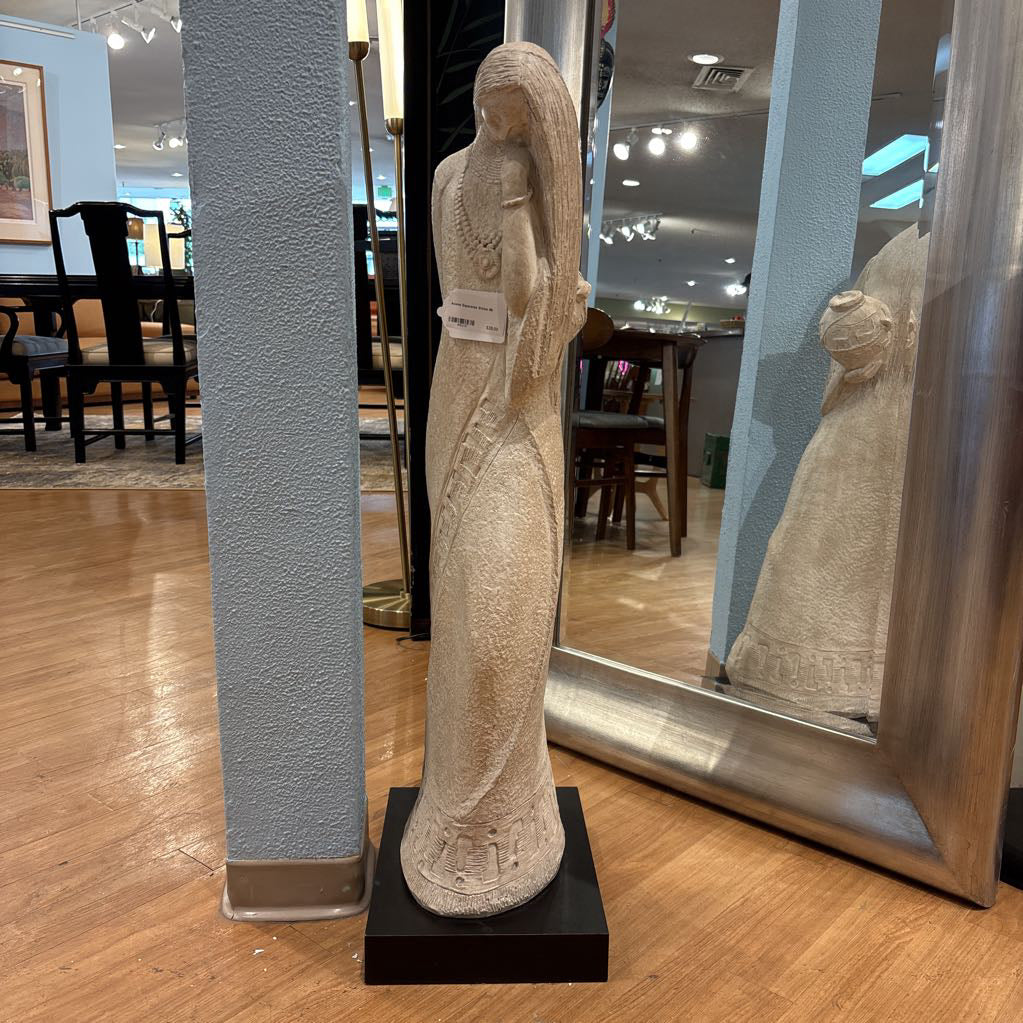 Acoma Esperanza Statue