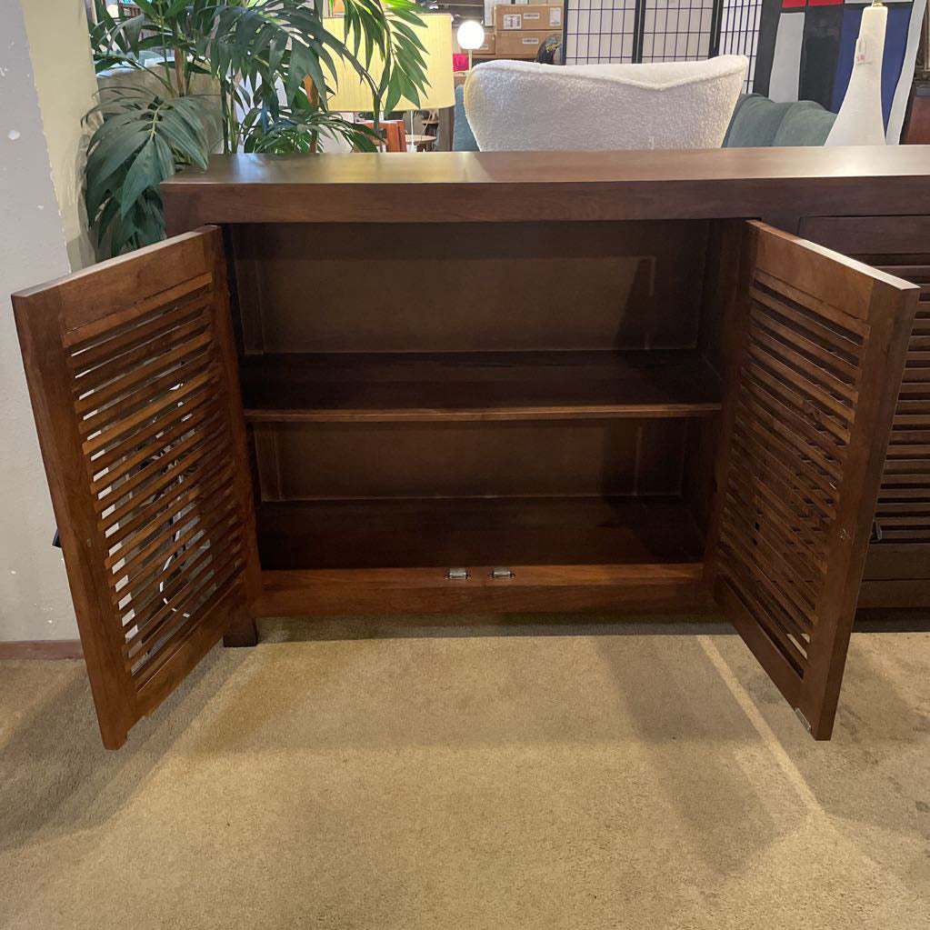 Well Spaced 4 Door Sideboard