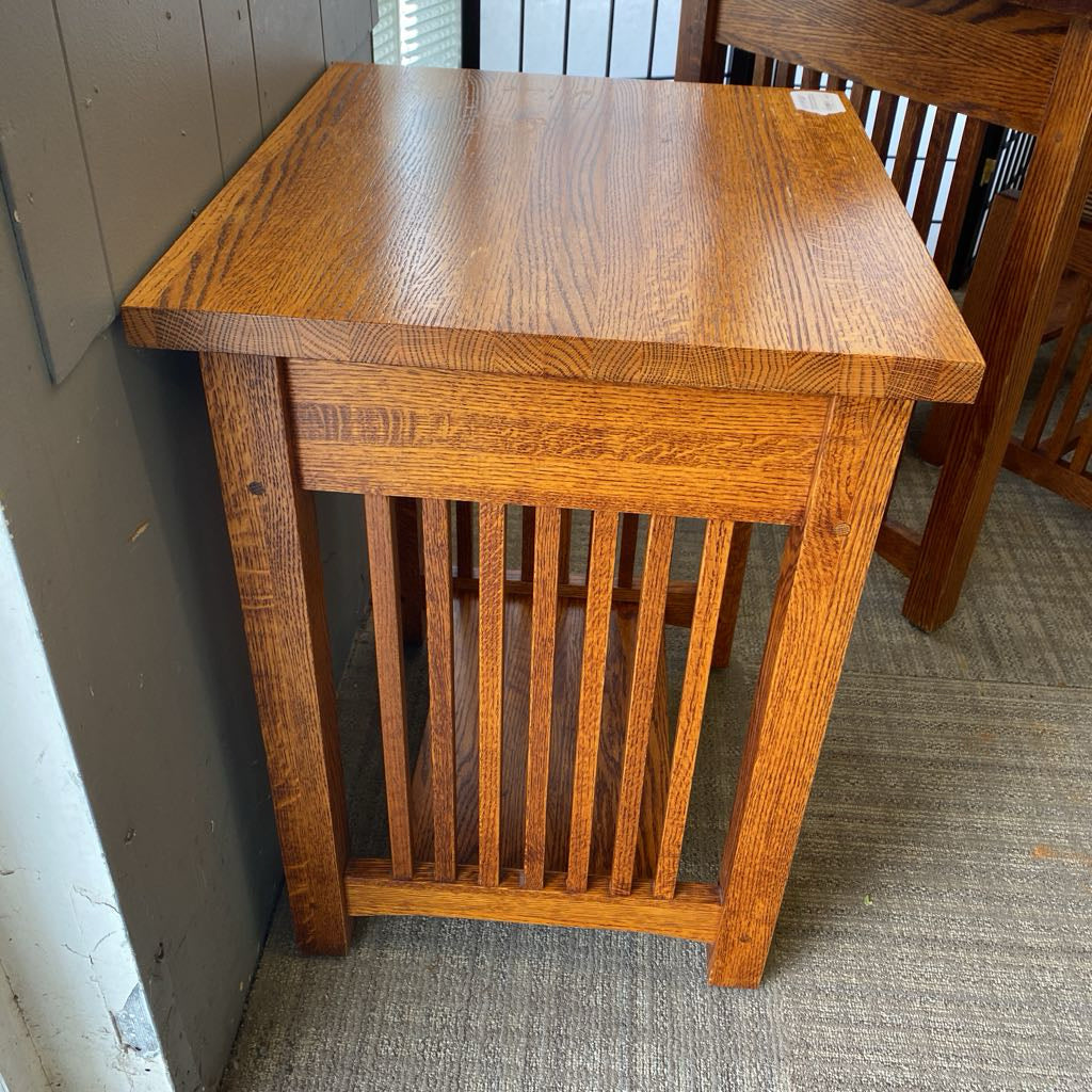 MICHAELS FURNITURE Mission Style Side Table w/Drawer