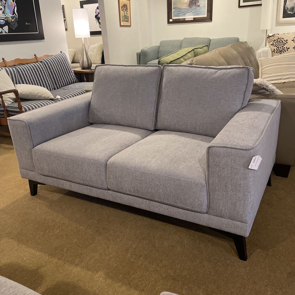 Cobblestone Mod Loveseat U LOVESEATS