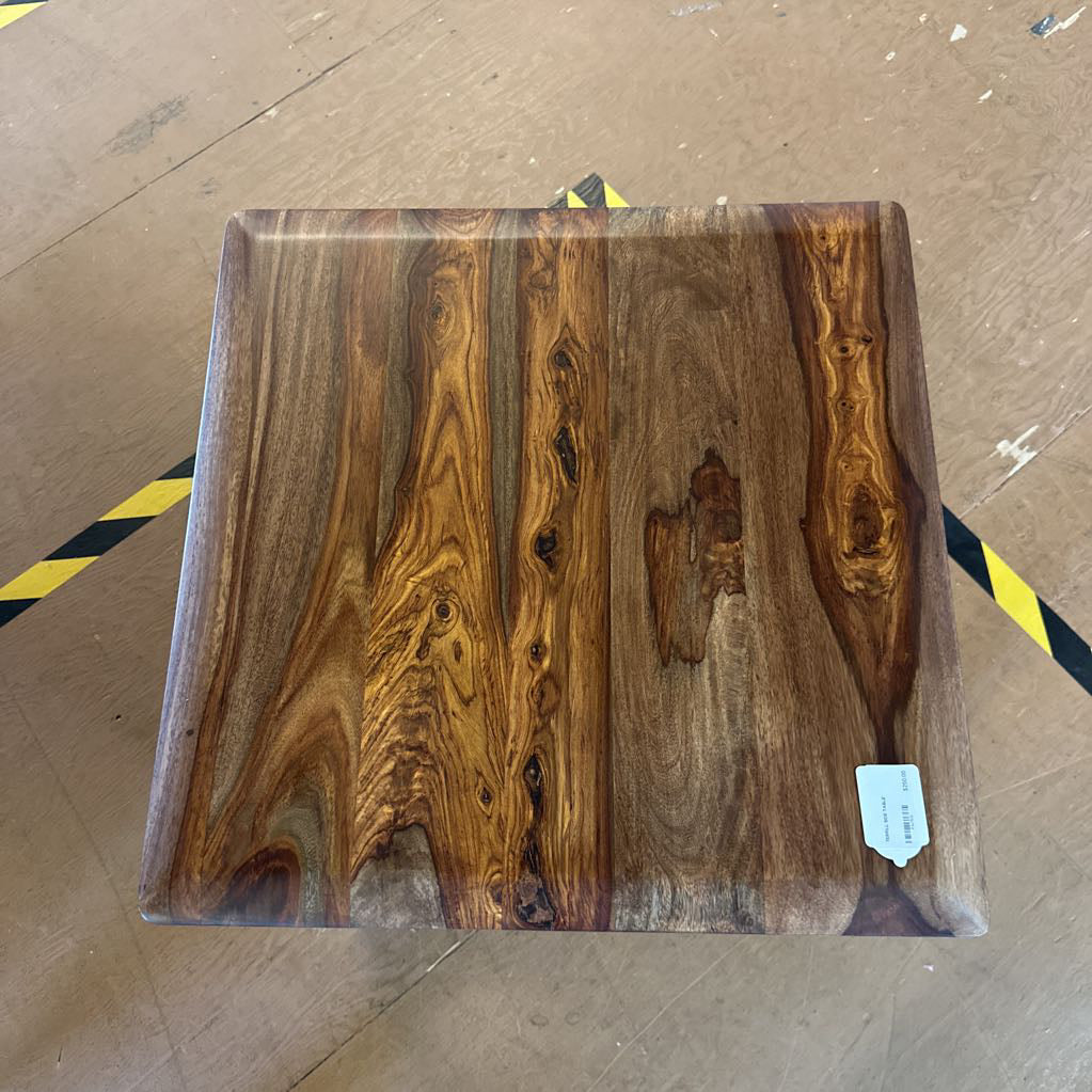 TERRILL SIDE TABLE C SIDE TABLES