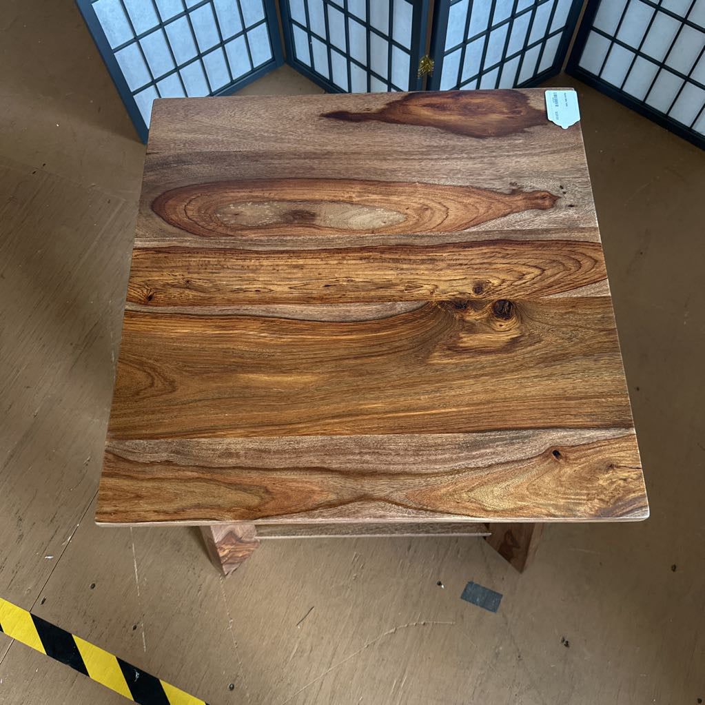 Salton Side Table C SIDE TABLES