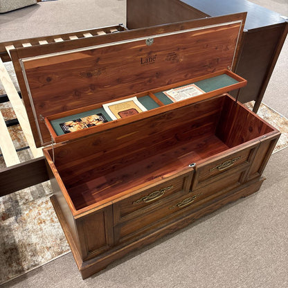 Lane Cedar Hope Chest