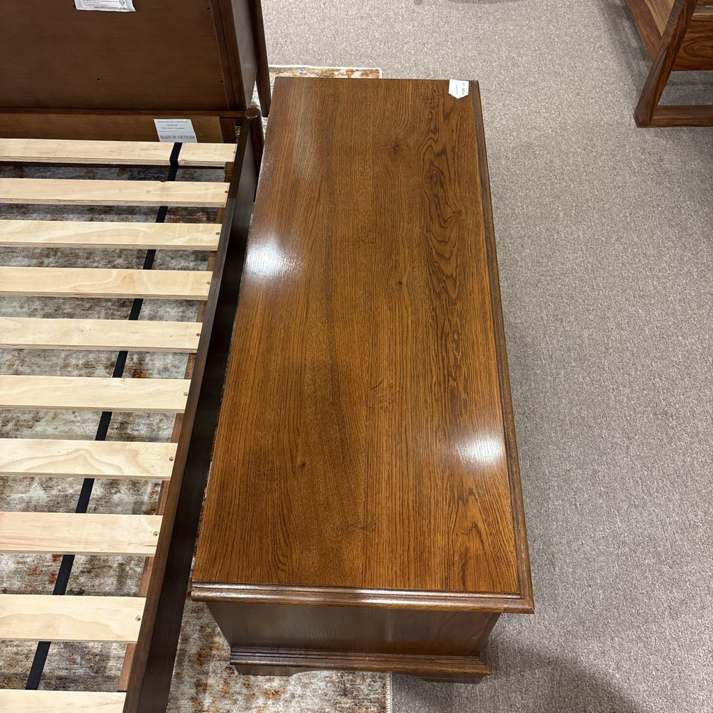 Lane Cedar Hope Chest